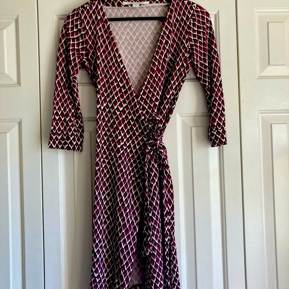 Diane von Furstenberg classic wrap dress- silk blend